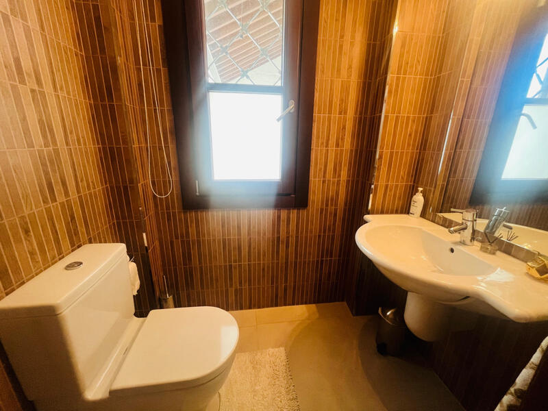 4 bedroom Villa for sale