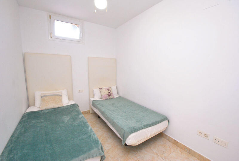 4 bedroom Townhouse for sale