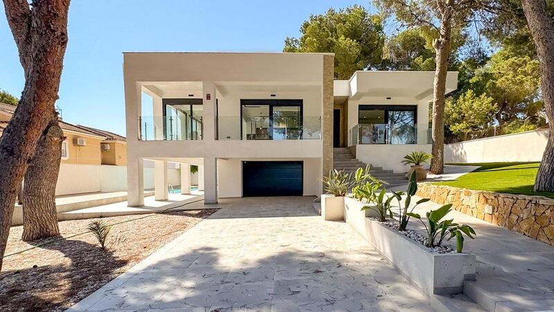 4 soveværelse Villa til salg