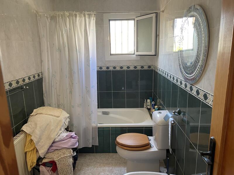 3 спальная комната вилла продается