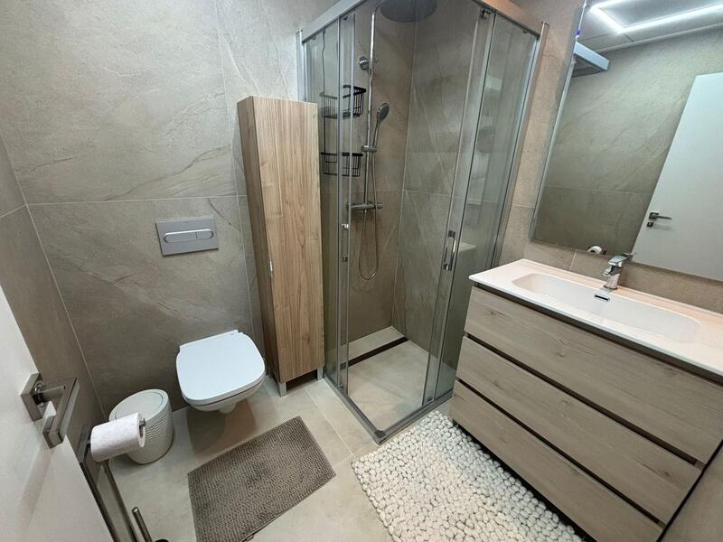 4 slaapkamer Villa Te koop 4 slaapkamer Villa Te koop