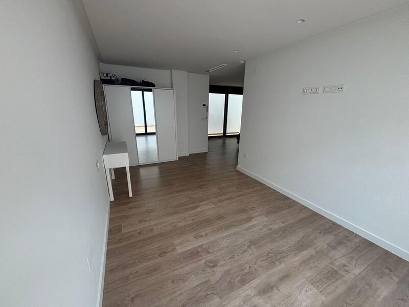 4 slaapkamer Villa Te koop 4 slaapkamer Villa Te koop