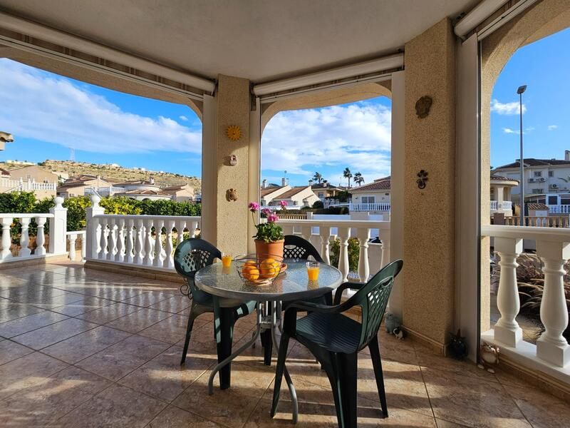 Villa for sale in Benijófar, Alicante