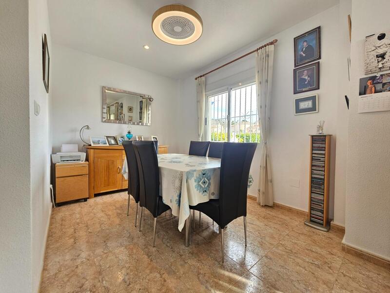 3 bedroom Villa for sale 3 bedroom Villa for sale