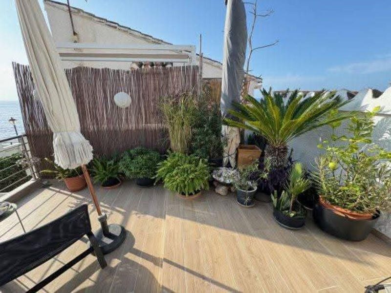 3 soveværelse Byhus til salg 3 soveværelse Byhus til salg