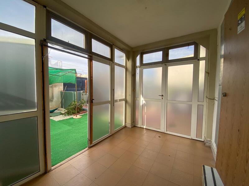 2 Cuarto Villa en venta