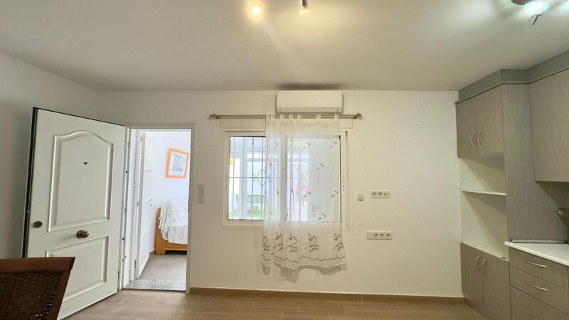 2 Cuarto Villa en venta