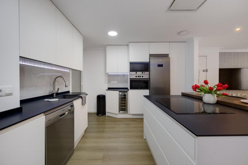 3 спальная комната квартира продается