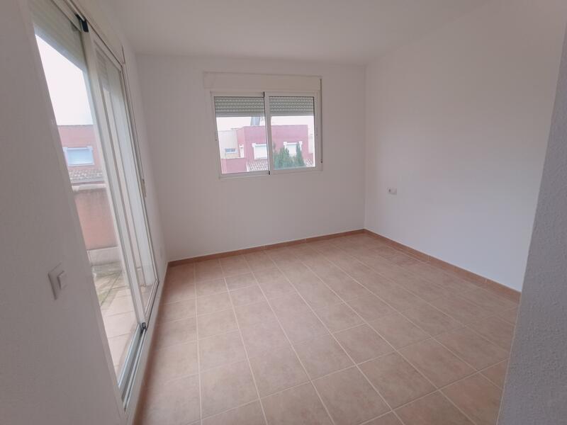 3 спальная комната Деревенский Дом продается