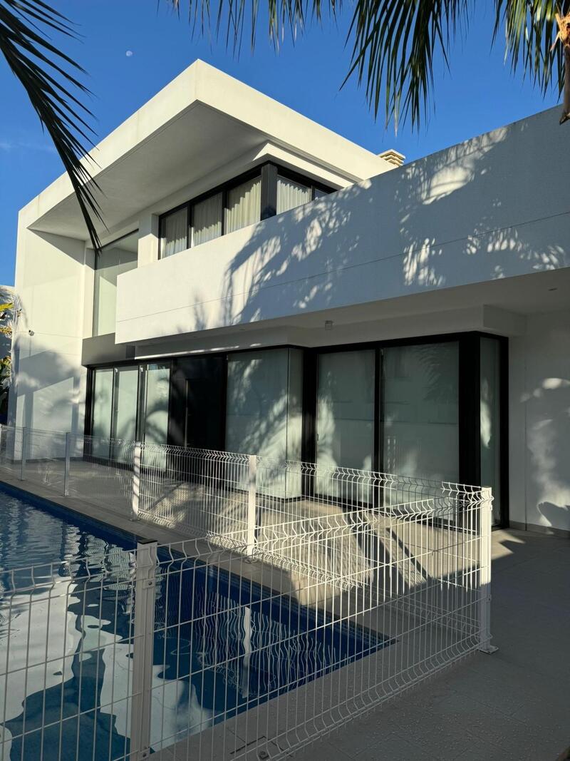 Villa till salu i Ciudad Quesada, Alicante Villa till salu i Ciudad Quesada, Alicante