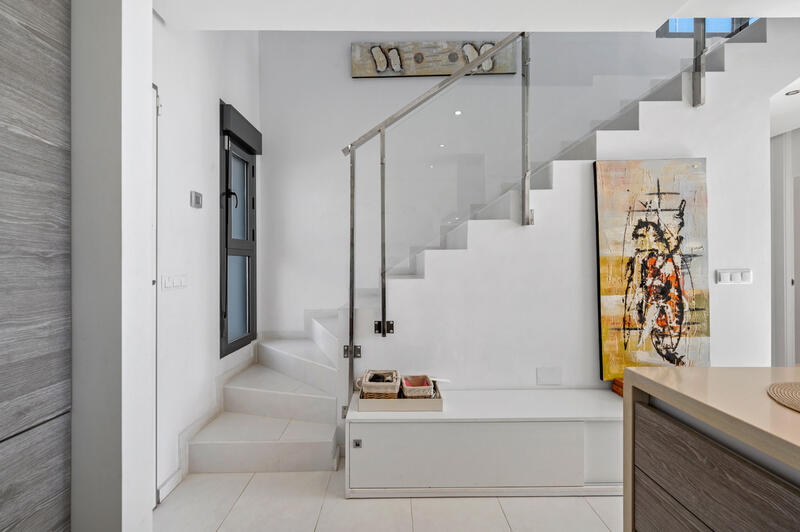 3 спальная комната вилла продается