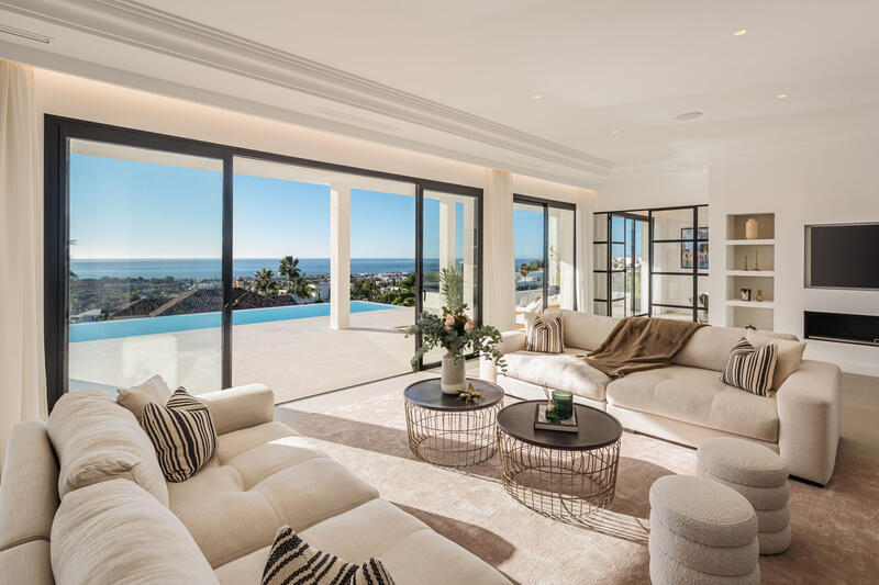 6 bedroom Villa for sale