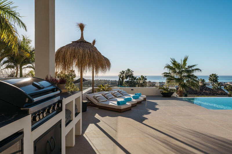 6 bedroom Villa for sale