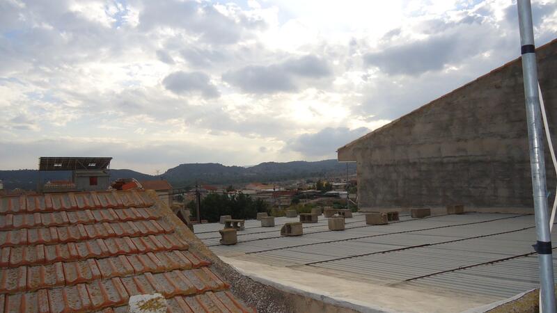 2 bedroom Townhouse for sale