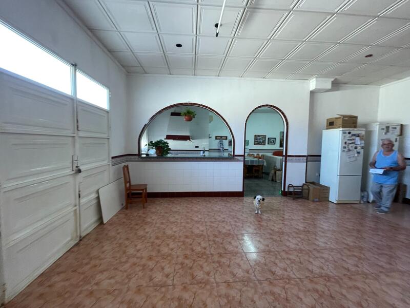 5 bedroom Villa for sale