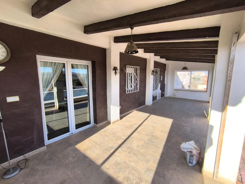 4 bedroom Villa for sale