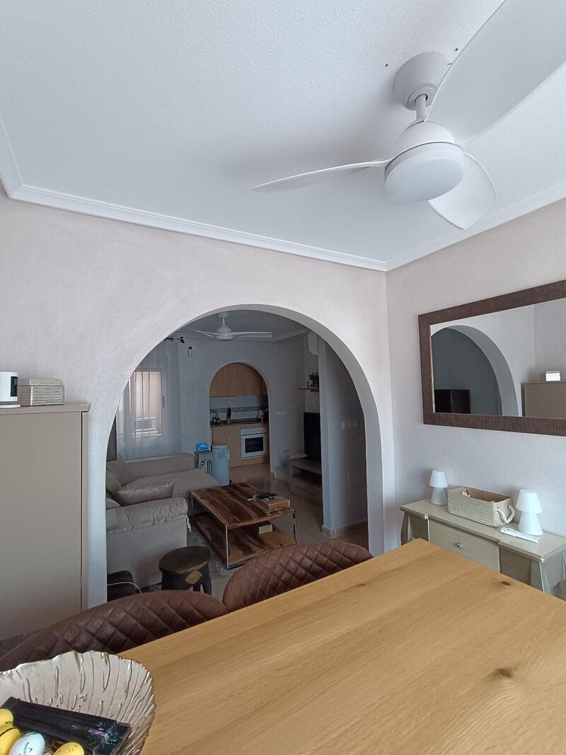 2 Cuarto Adosado en venta