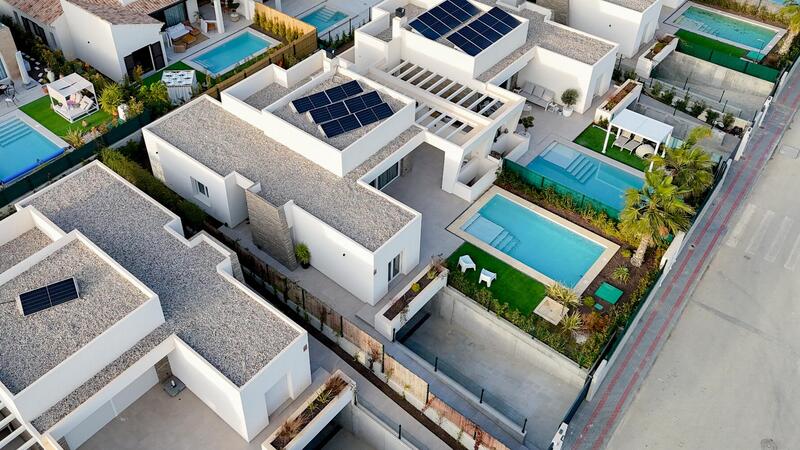 вилла продается в Algorfa, Alicante