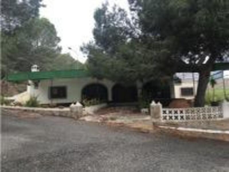 3 slaapkamer Landhuis Te koop 3 slaapkamer Landhuis Te koop