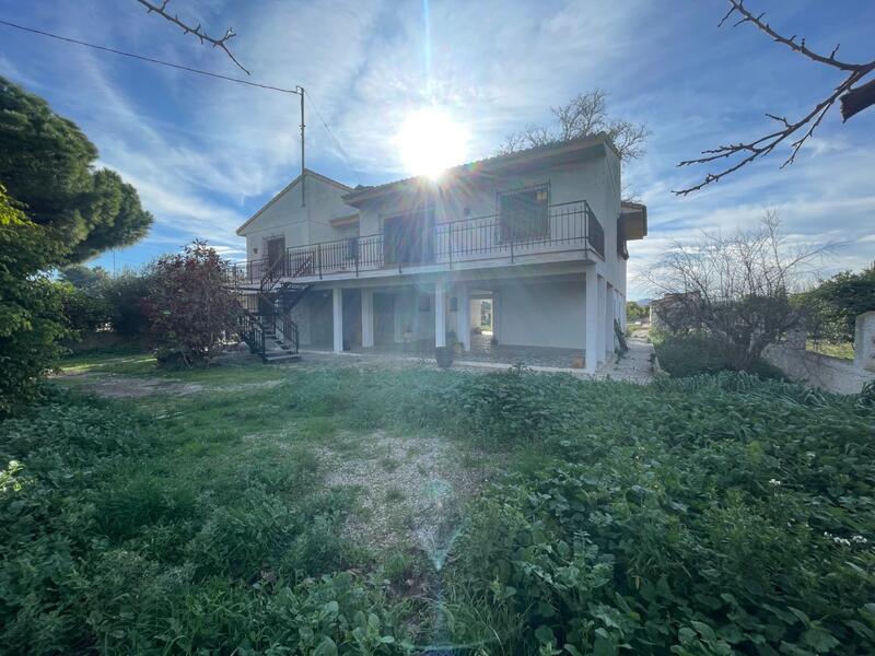 вилла продается в Benejuzar, Alicante