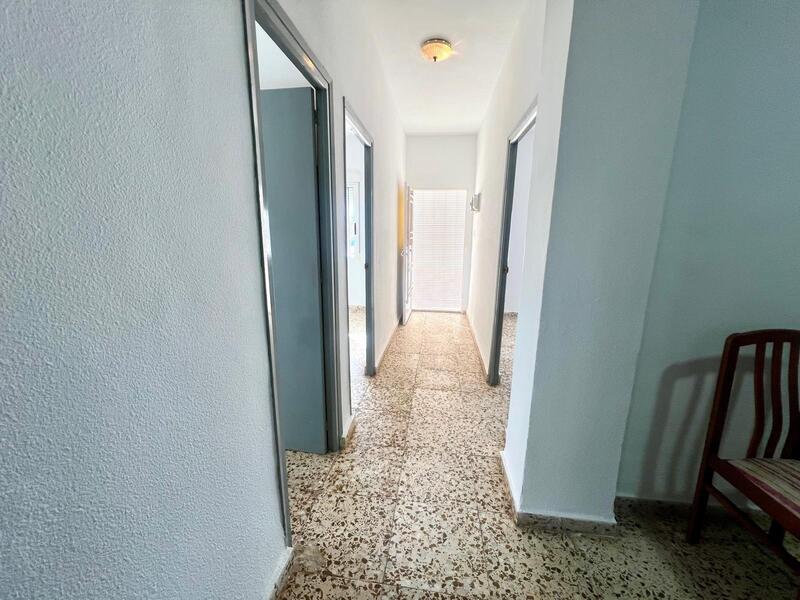 3 bedroom Country House for sale 3 bedroom Country House for sale