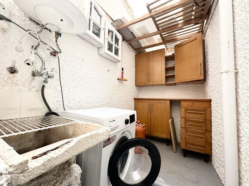 2 bedroom Townhouse for sale