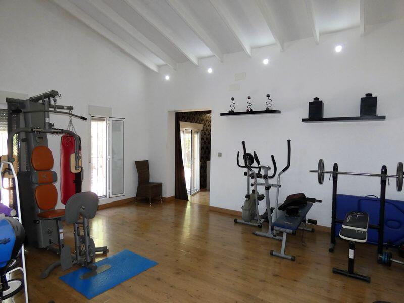 7 sovrum Lantställe till salu 7 sovrum Lantställe till salu