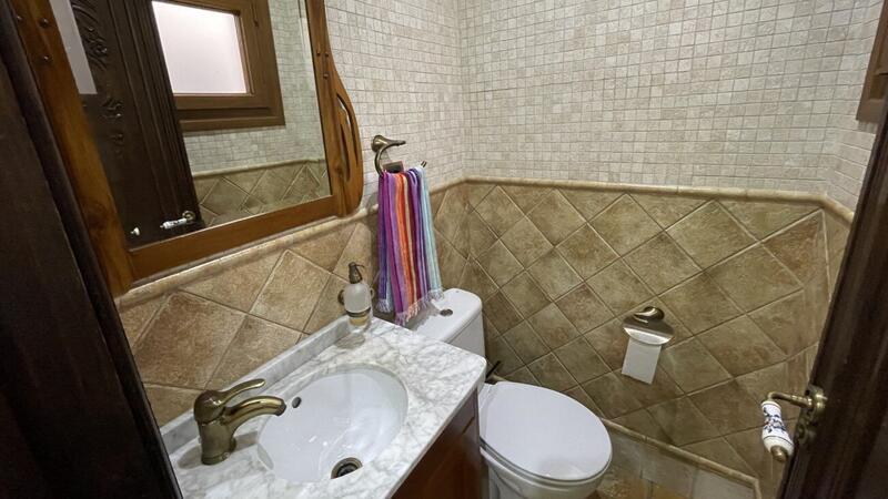 4 Schlafzimmer Stadthaus zu verkaufen