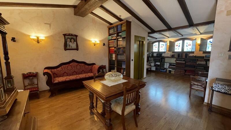 4 Schlafzimmer Stadthaus zu verkaufen