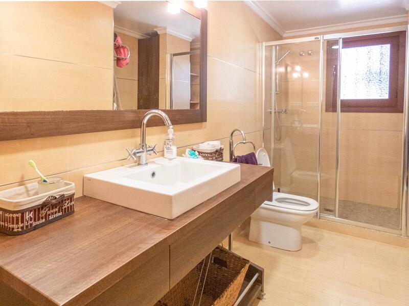 6 Cuarto Villa en venta