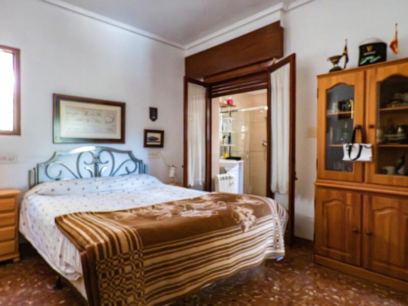 6 Cuarto Villa en venta