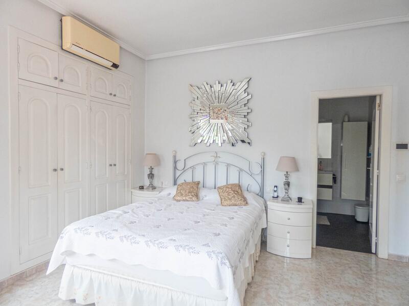 6 chambre Villa à vendre