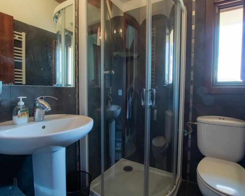 15 sovrum Villa till salu