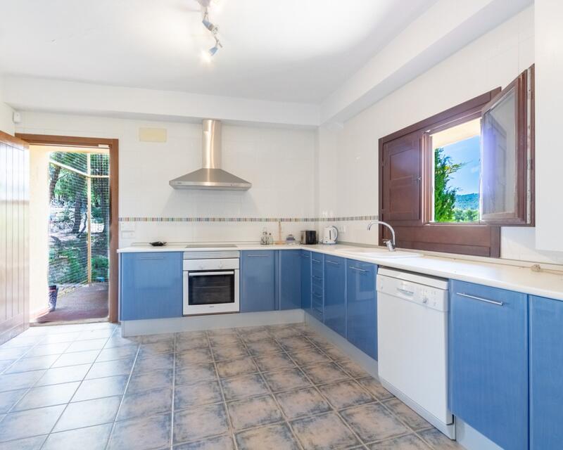 15 sovrum Villa till salu