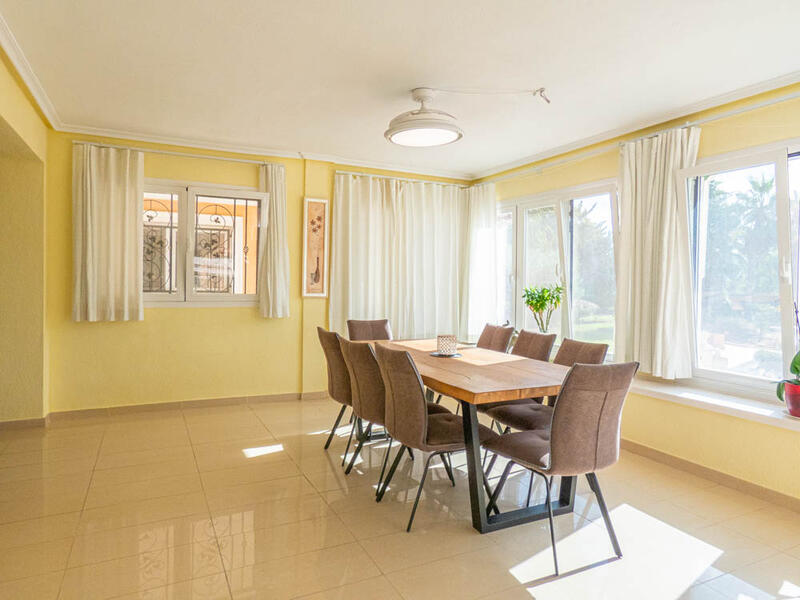 7 Schlafzimmer Villa zu verkaufen