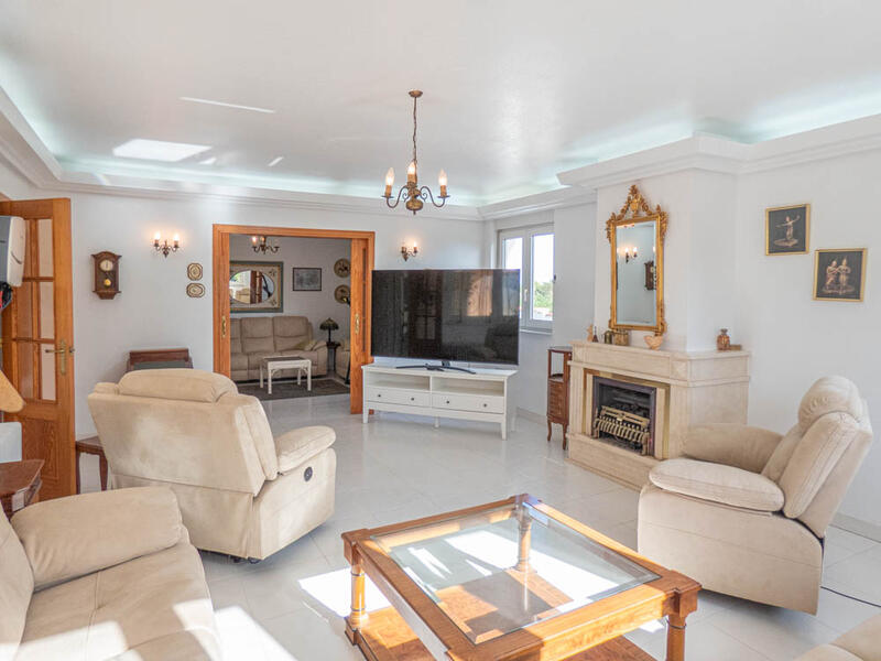 7 Schlafzimmer Villa zu verkaufen