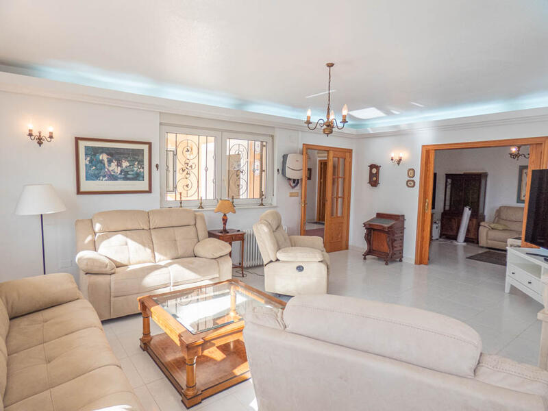 7 Schlafzimmer Villa zu verkaufen