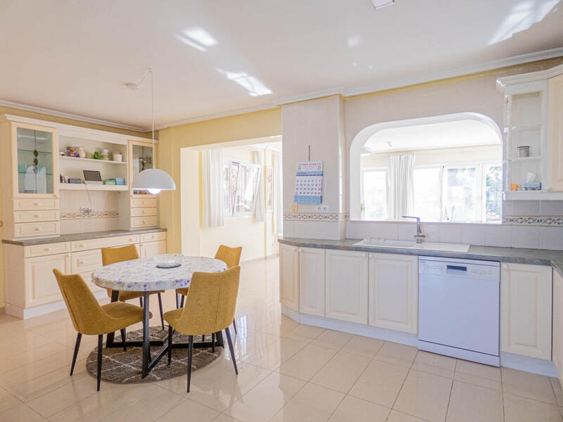 7 Schlafzimmer Villa zu verkaufen