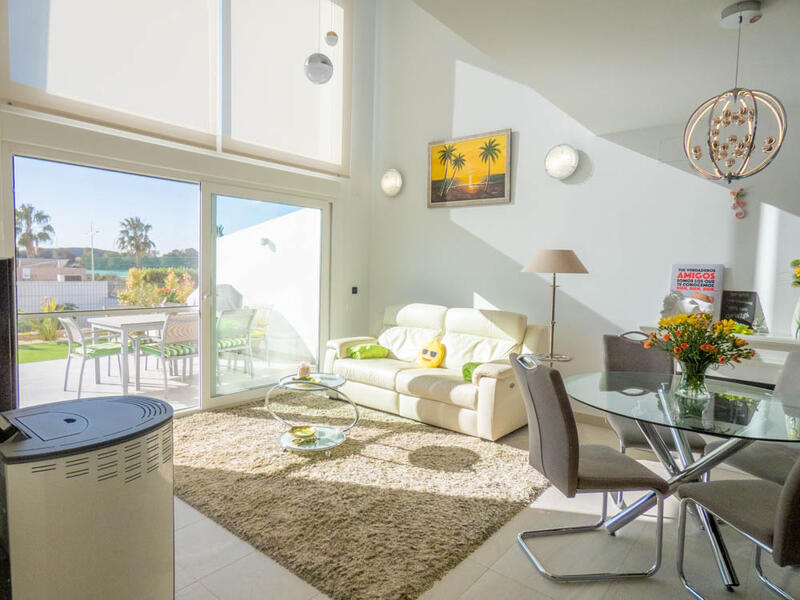 3 спальная комната вилла продается