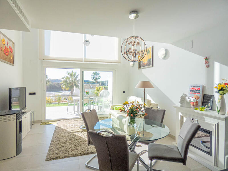 3 спальная комната вилла продается