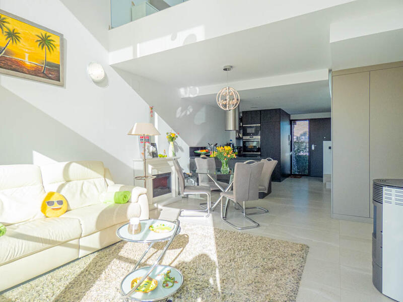 3 спальная комната вилла продается