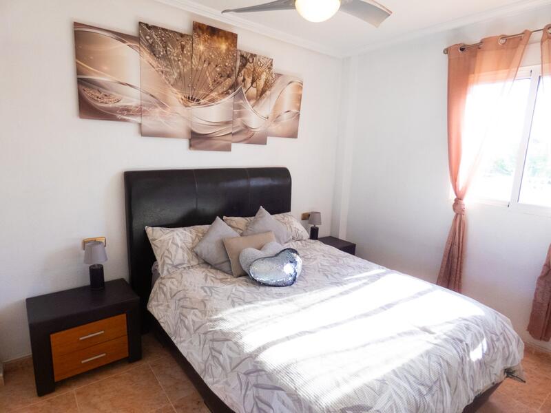 4 спальная комната вилла продается