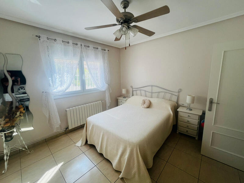 6 soverom Villa til salgs 6 soverom Villa til salgs