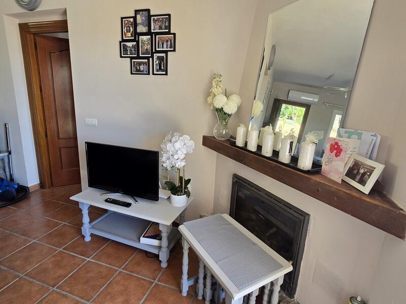 6 bedroom Villa for sale