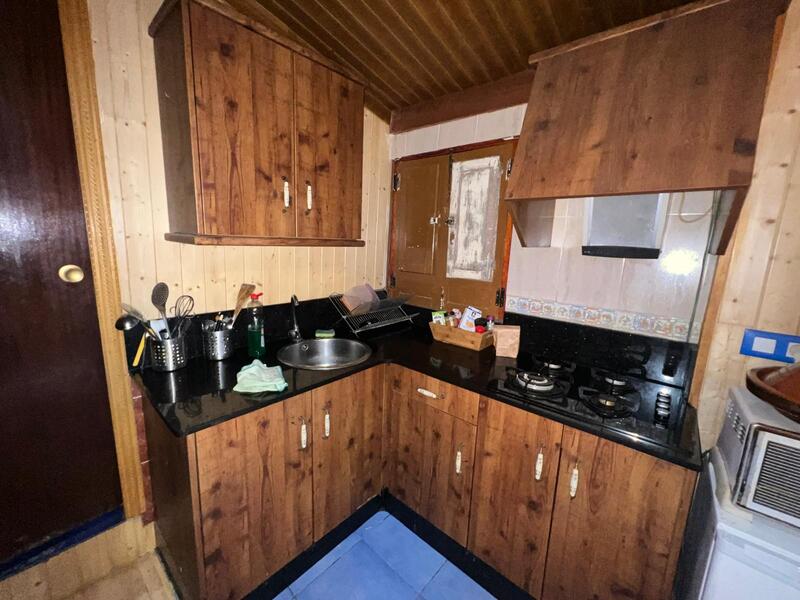 7 sovrum Kommersiella fastigheter till salu