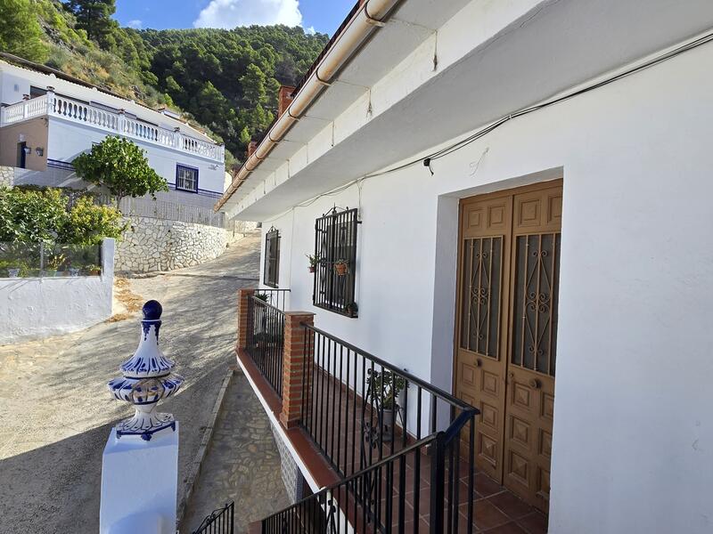 6 bedroom Townhouse for sale 6 bedroom Townhouse for sale