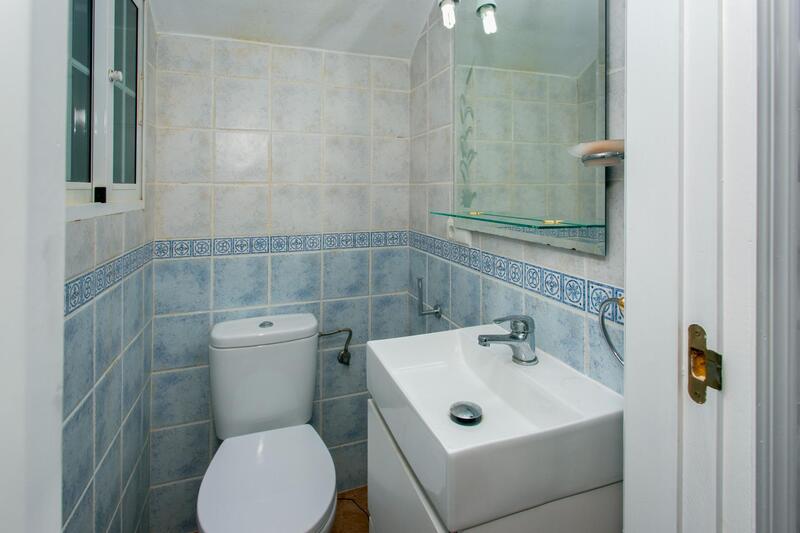 2 bedroom Townhouse for sale