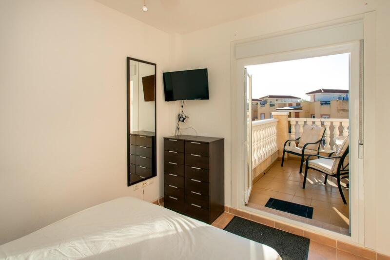 2 bedroom Townhouse for sale