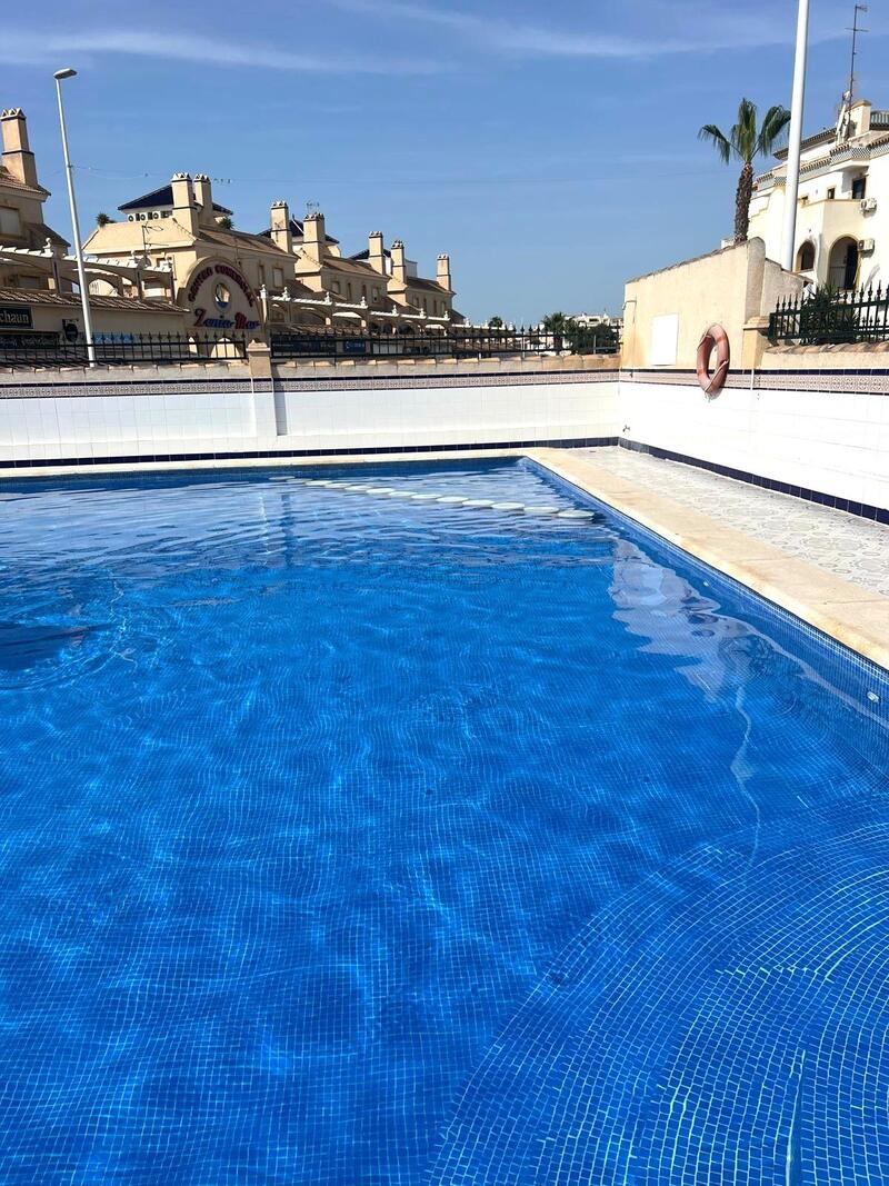 Appartement Te koop in Orihuela Costa, Alicante
