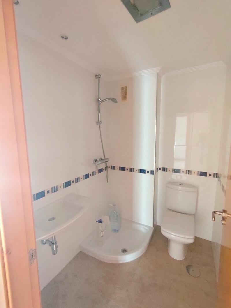 3 bedroom Apartment for sale